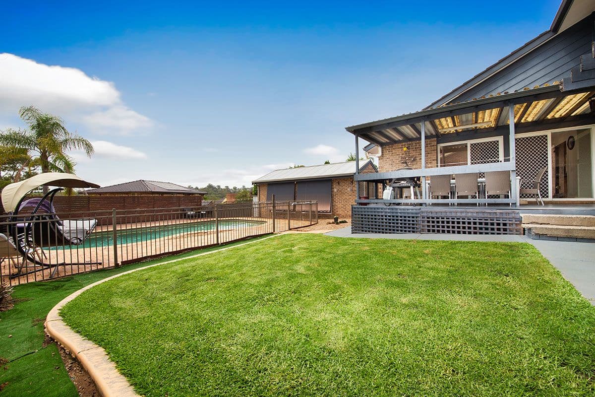 10 Orton Street, Barden Ridge - Thumbnail 2