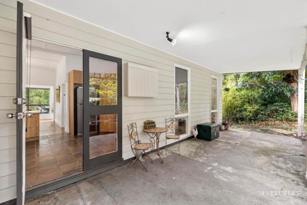 6 View Road, The Patch - Thumbnail 5