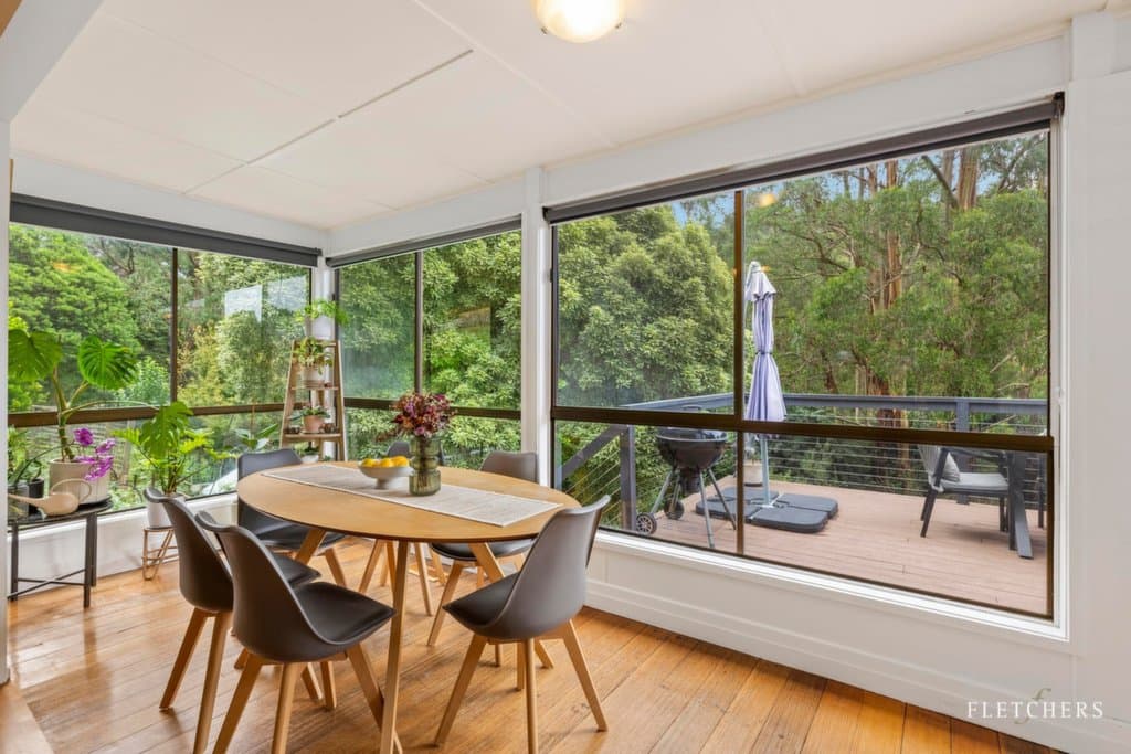 6 View Road, The Patch - Thumbnail 8