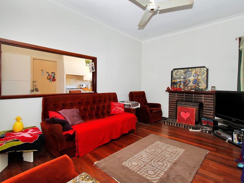 4 Gaunt Street, Eden Hill WA 6054, Eden Hill - Thumbnail 5