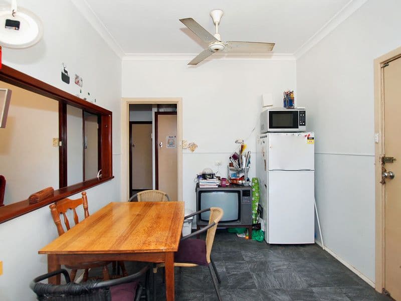 4 Gaunt Street, Eden Hill WA 6054, Eden Hill - Thumbnail 7