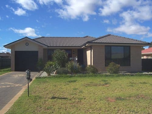 33   Doncaster Avenue, DUBBO NSW 2830, Dubbo - Image 1
