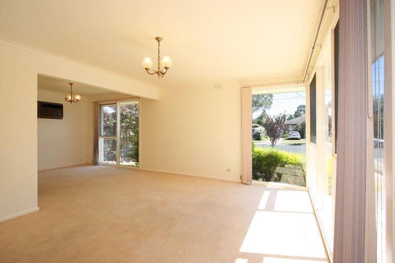 27 Harley Street, DINGLEY VILLAGE VIC 3172, Dingley Village - Thumbnail 4