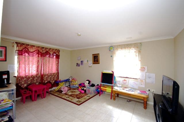 14 Burlinson Crescent, KOONDOOLA WA 6064, Koondoola - Thumbnail 2