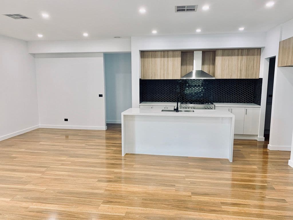 36 Lone Pine Drive, Mernda VIC 3754, Mernda - Thumbnail 2