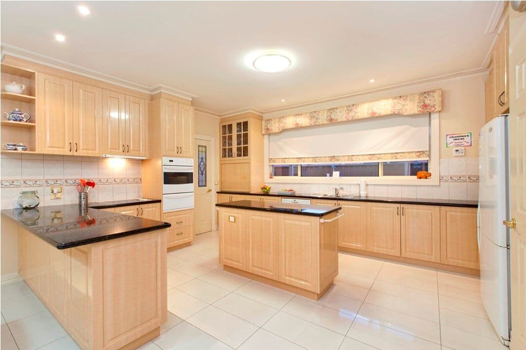 1118 Howitt Street, WENDOUREE VIC 3355, Wendouree - Thumbnail 2