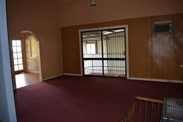 47 Albert Street, Tambo QLD 4478, Tambo - Thumbnail 4