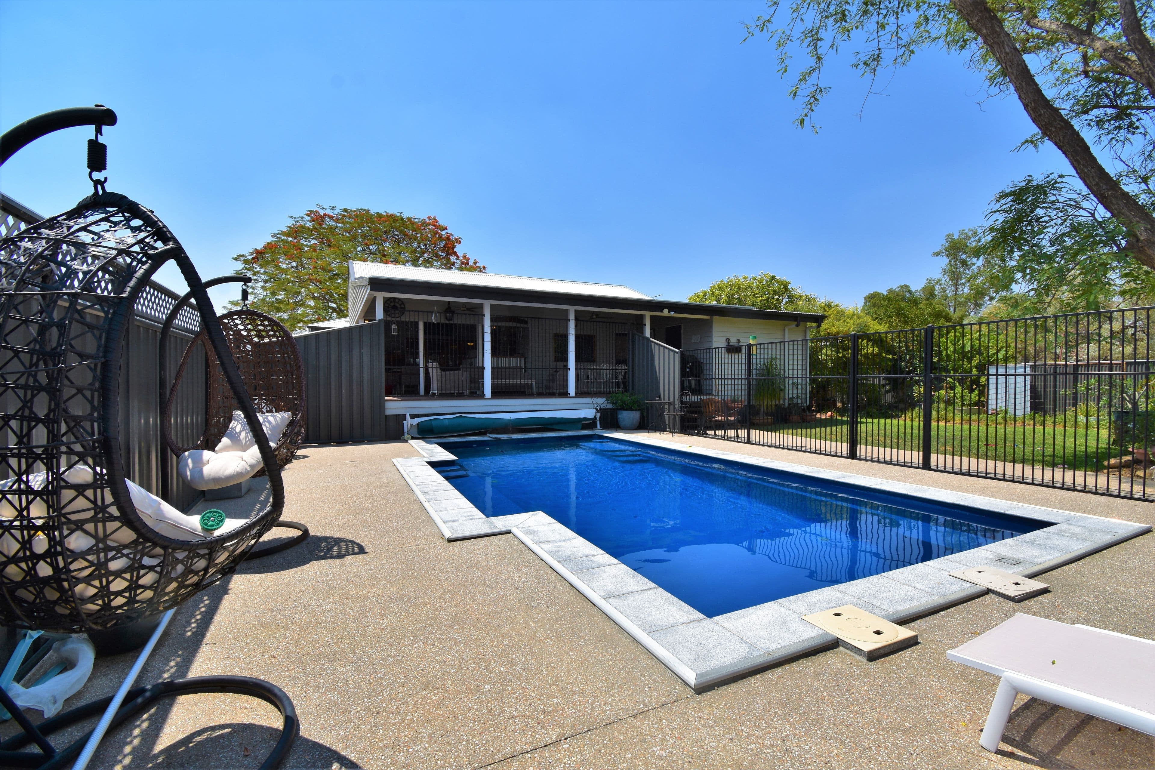 140 Crane Street, Longreach QLD 4730, Longreach - Image 1