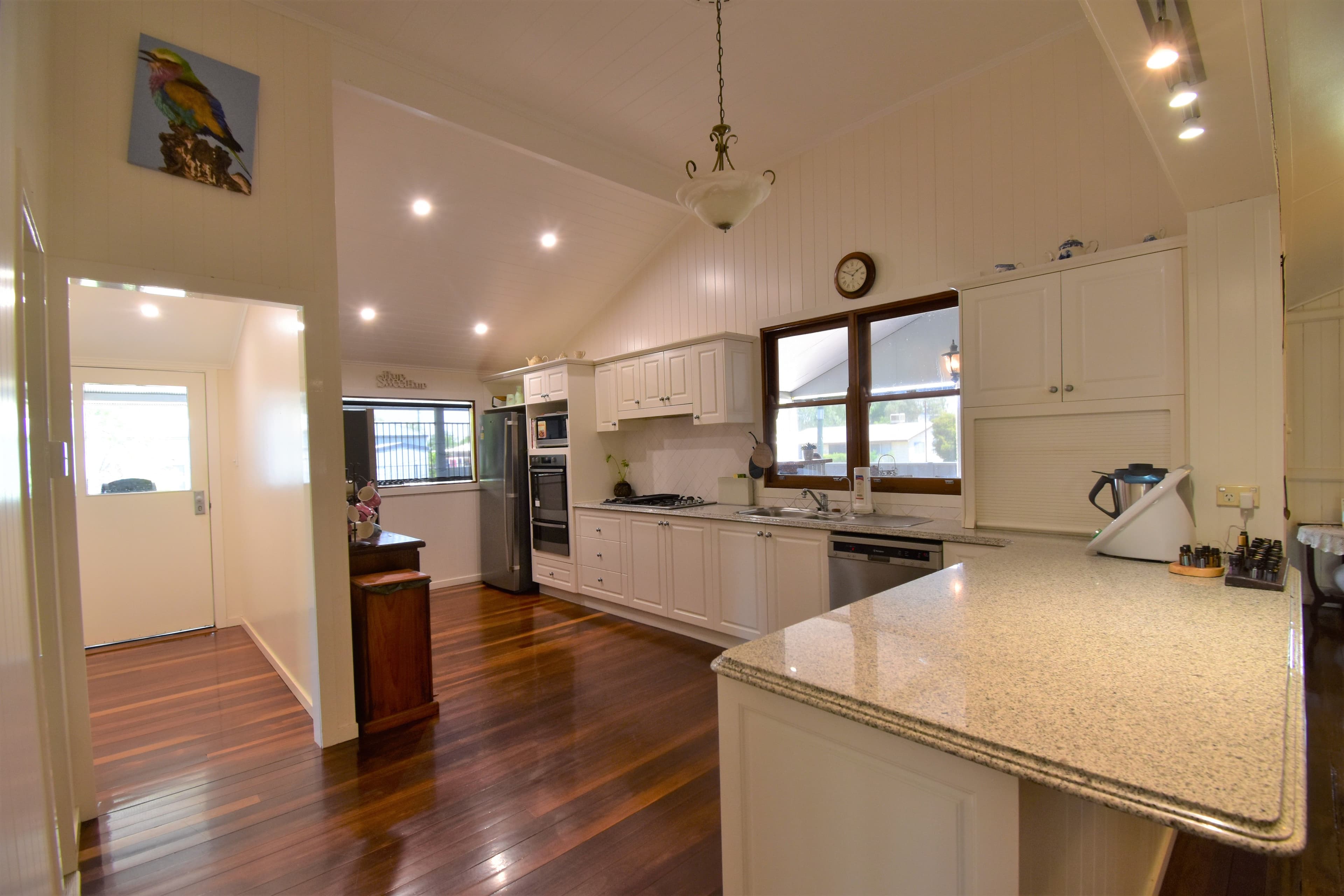 140 Crane Street, Longreach QLD 4730, Longreach - Thumbnail 5