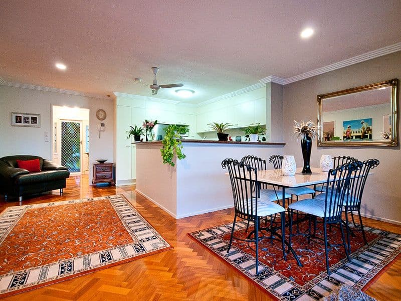 51 Rapallo Avenue, ISLE OF CAPRI QLD 4217, Isle Of Capri - Thumbnail 5