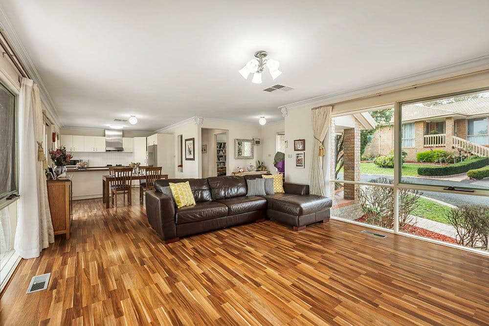 4 Bowen Road, Doncaster East VIC 3109, Doncaster East - Thumbnail 2