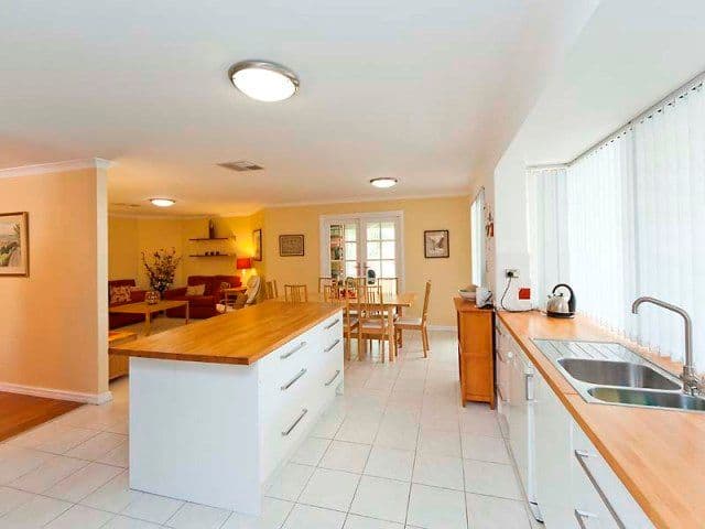 220 Horwood Road, SWAN VIEW WA 6056, Swan View - Thumbnail 5