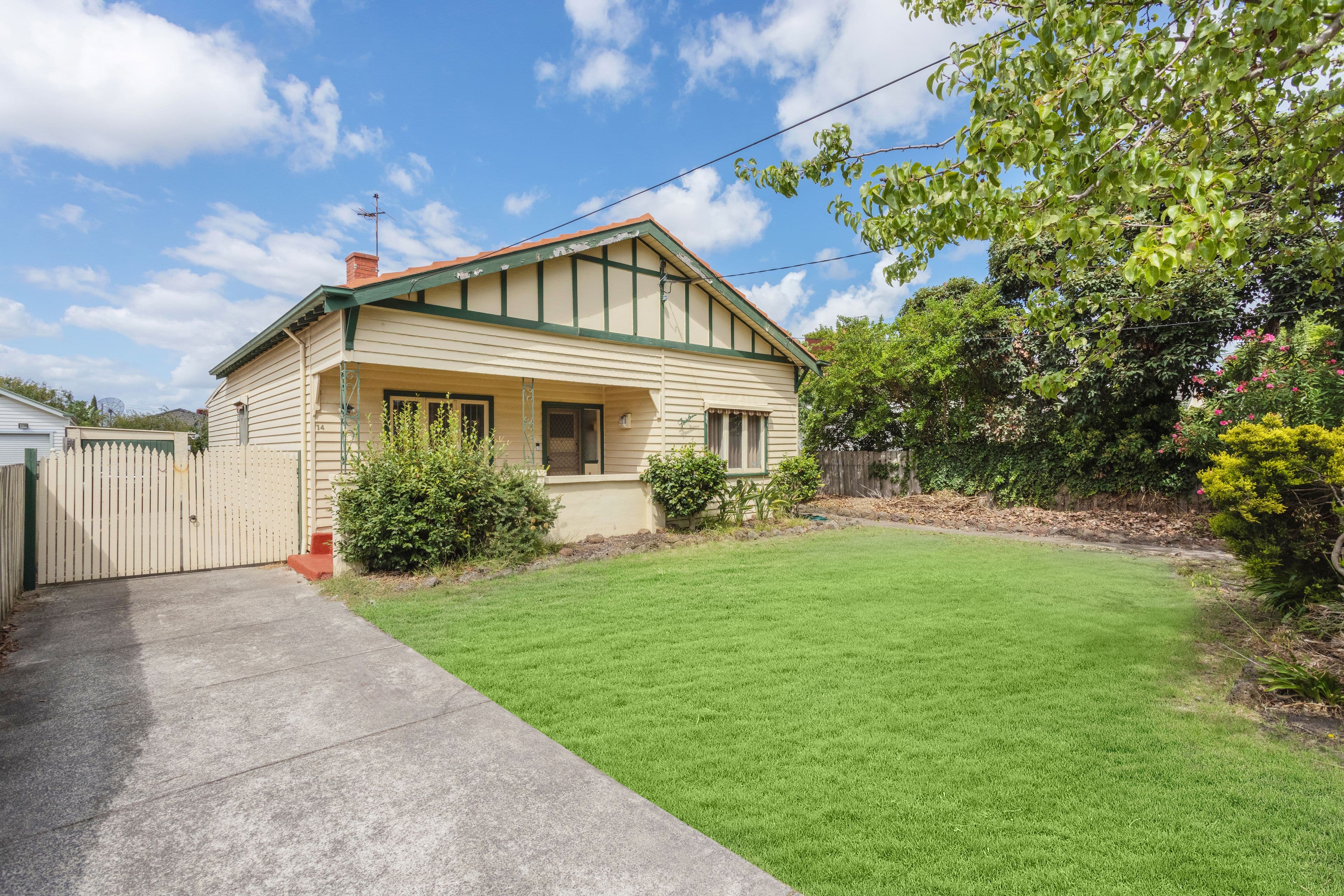14 Dalston Road, Hughesdale VIC 3166, Hughesdale - Image 1