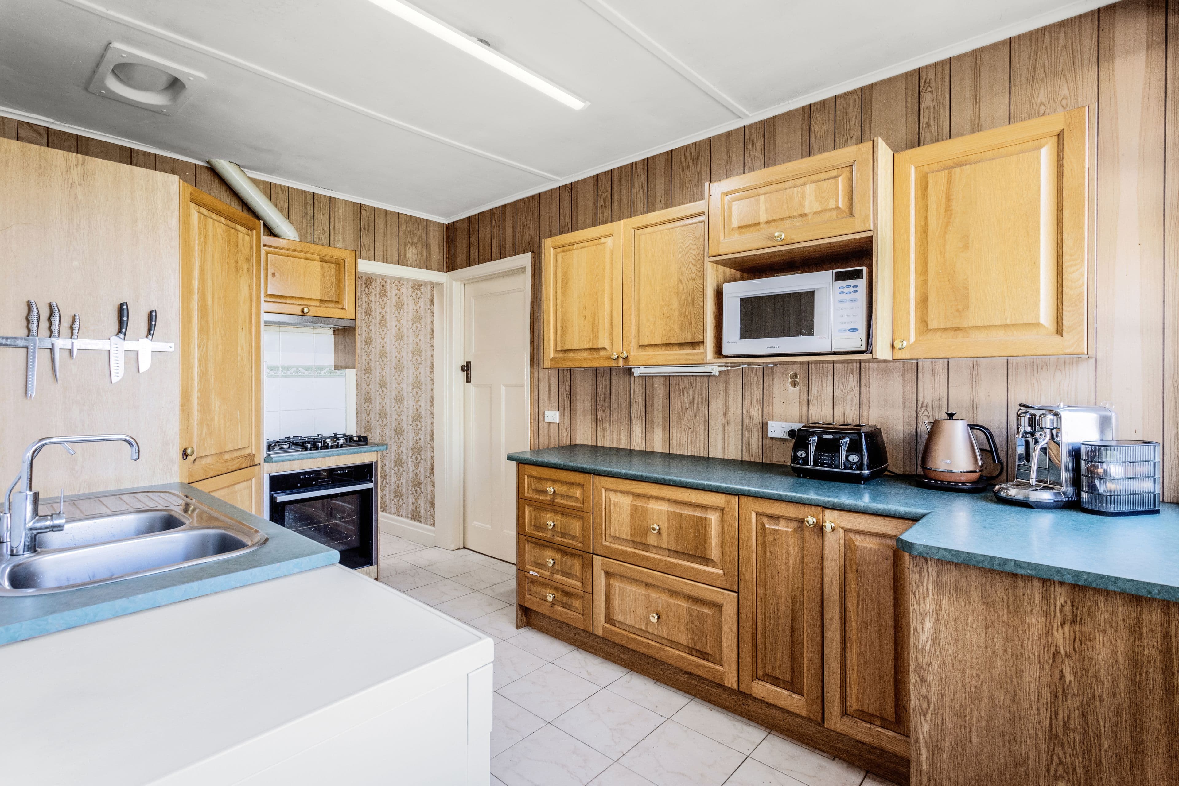14 Dalston Road, Hughesdale VIC 3166, Hughesdale - Thumbnail 4