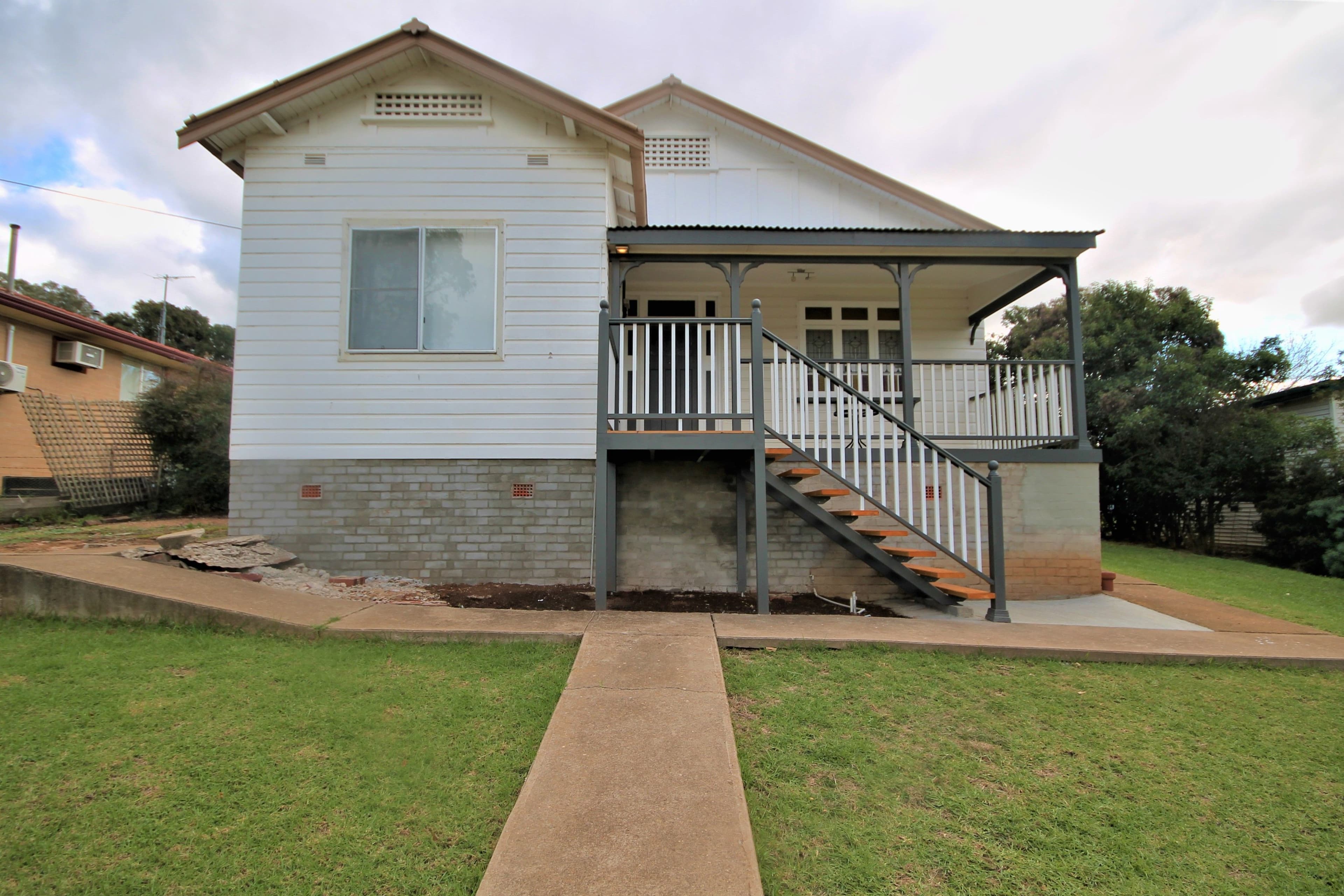 55 Murringo Street, Young - Thumbnail 4
