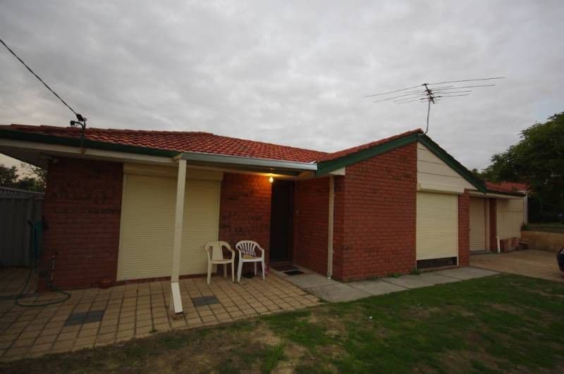 15 Chenile Mews, MIRRABOOKA WA 6061, Mirrabooka - Thumbnail 2