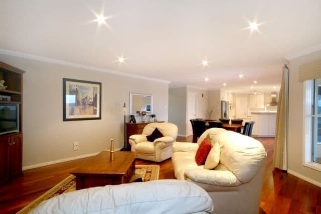 16  Nioka Drive, HIGHFIELDS QLD 4352, Highfields - Thumbnail 2