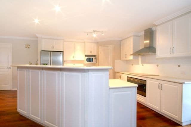 16  Nioka Drive, HIGHFIELDS QLD 4352, Highfields - Thumbnail 4