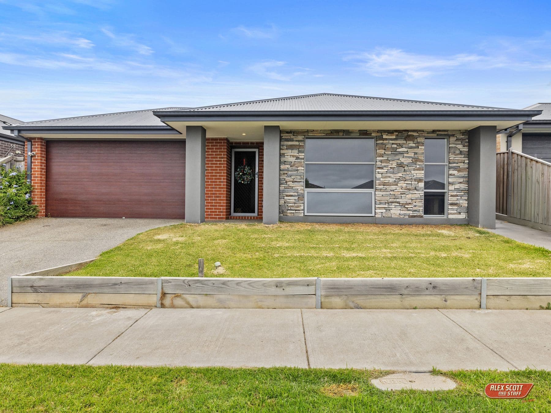 5 Piano Street, Corinella, Corinella - Image 1