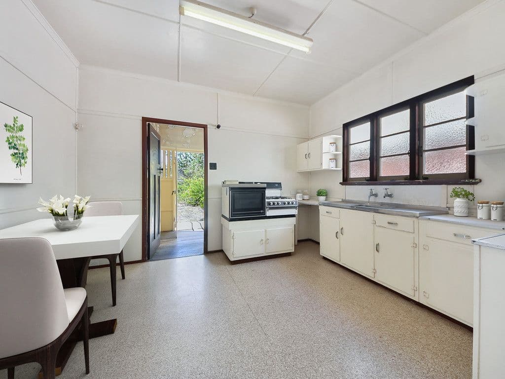 43 Bellevue Avenue, Gaythorne QLD 4051, Gaythorne - Thumbnail 3