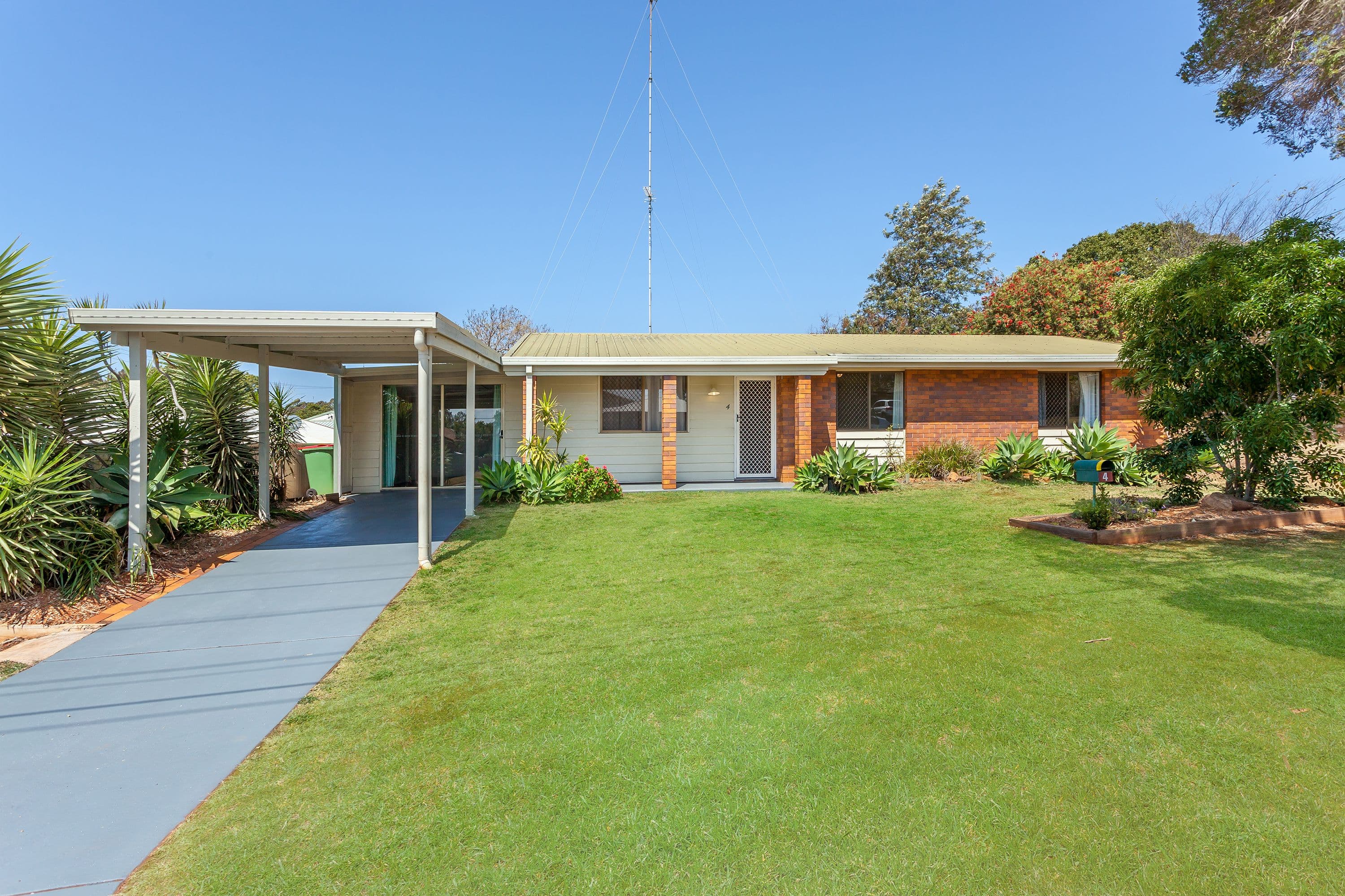 4 Dunemann Street, Kearneys Spring QLD 4350, Kearneys Spring - Image 1