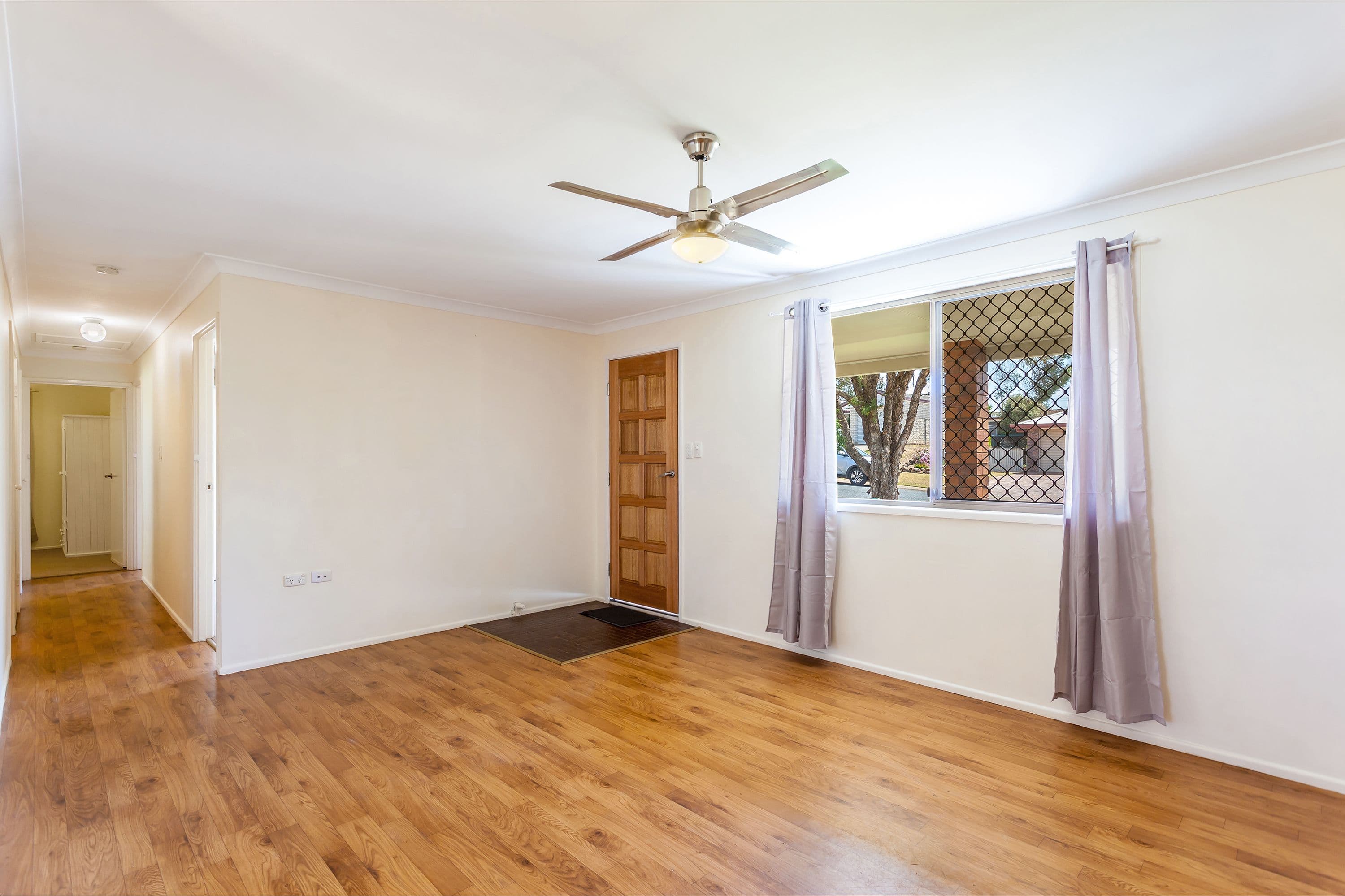 4 Dunemann Street, Kearneys Spring QLD 4350, Kearneys Spring - Thumbnail 2