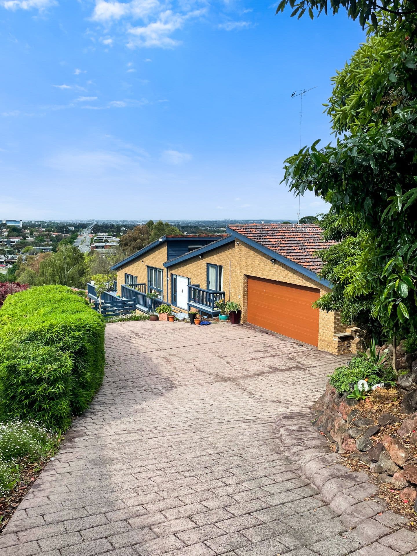 27 Kramer Drive, Berwick VIC 3806, Berwick - Image 1