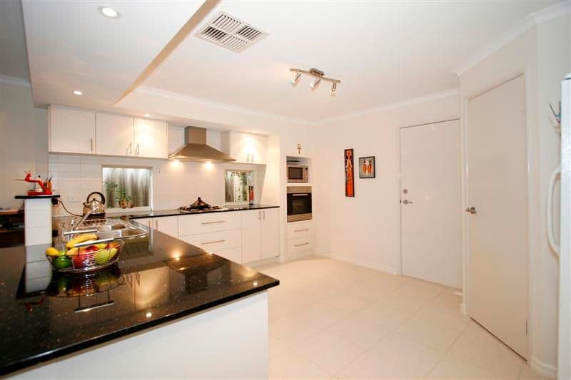 13 Carlton Loop, CANNING VALE WA 6155, Canning Vale - Thumbnail 5