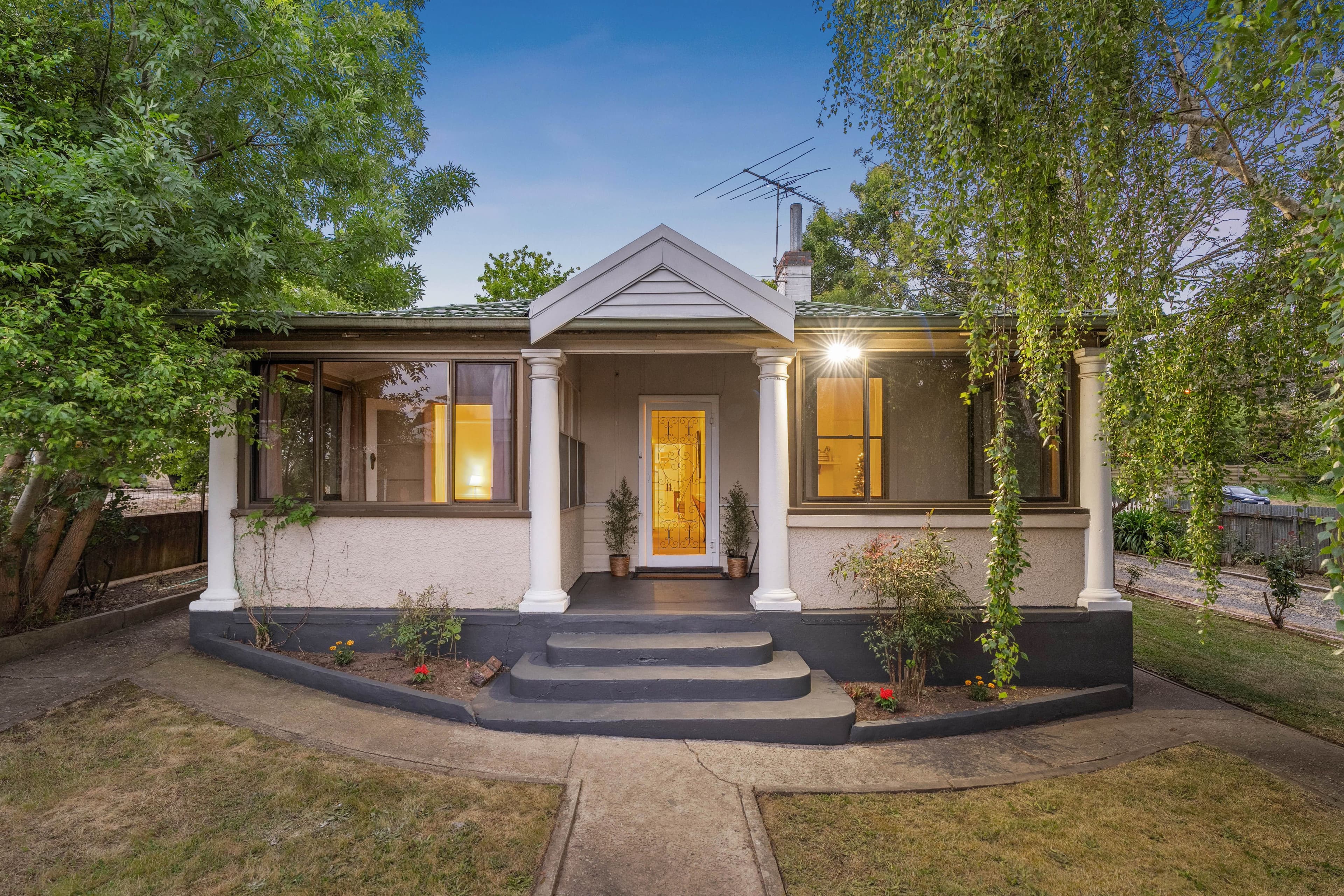 4 Cherington Street, Mount Barker SA 5251, Mount Barker - Thumbnail 2