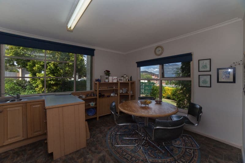 22 Doveton Avenue, EUMEMMERRING VIC 3177, Eumemmerring - Thumbnail 6
