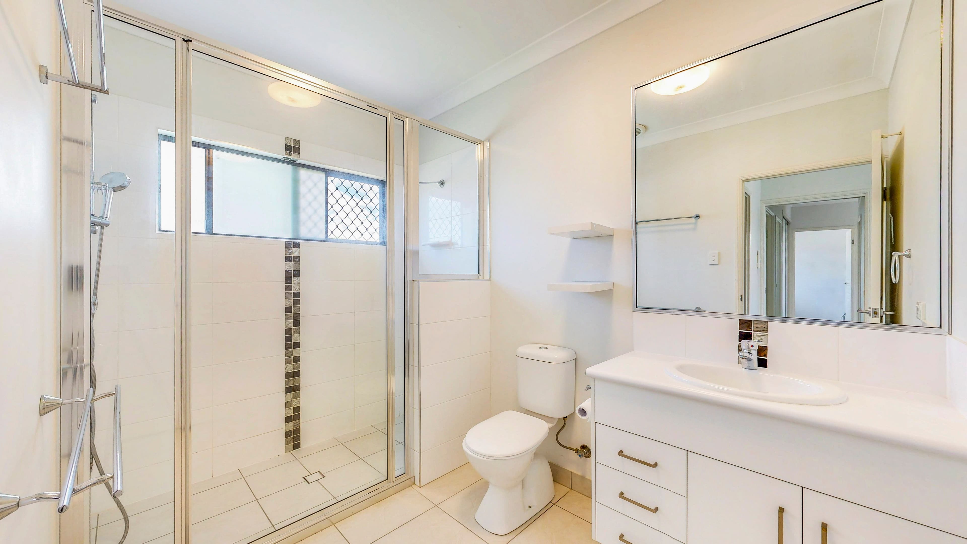 22 Dahlia Street, Burdell QLD 4818, Burdell - Thumbnail 7