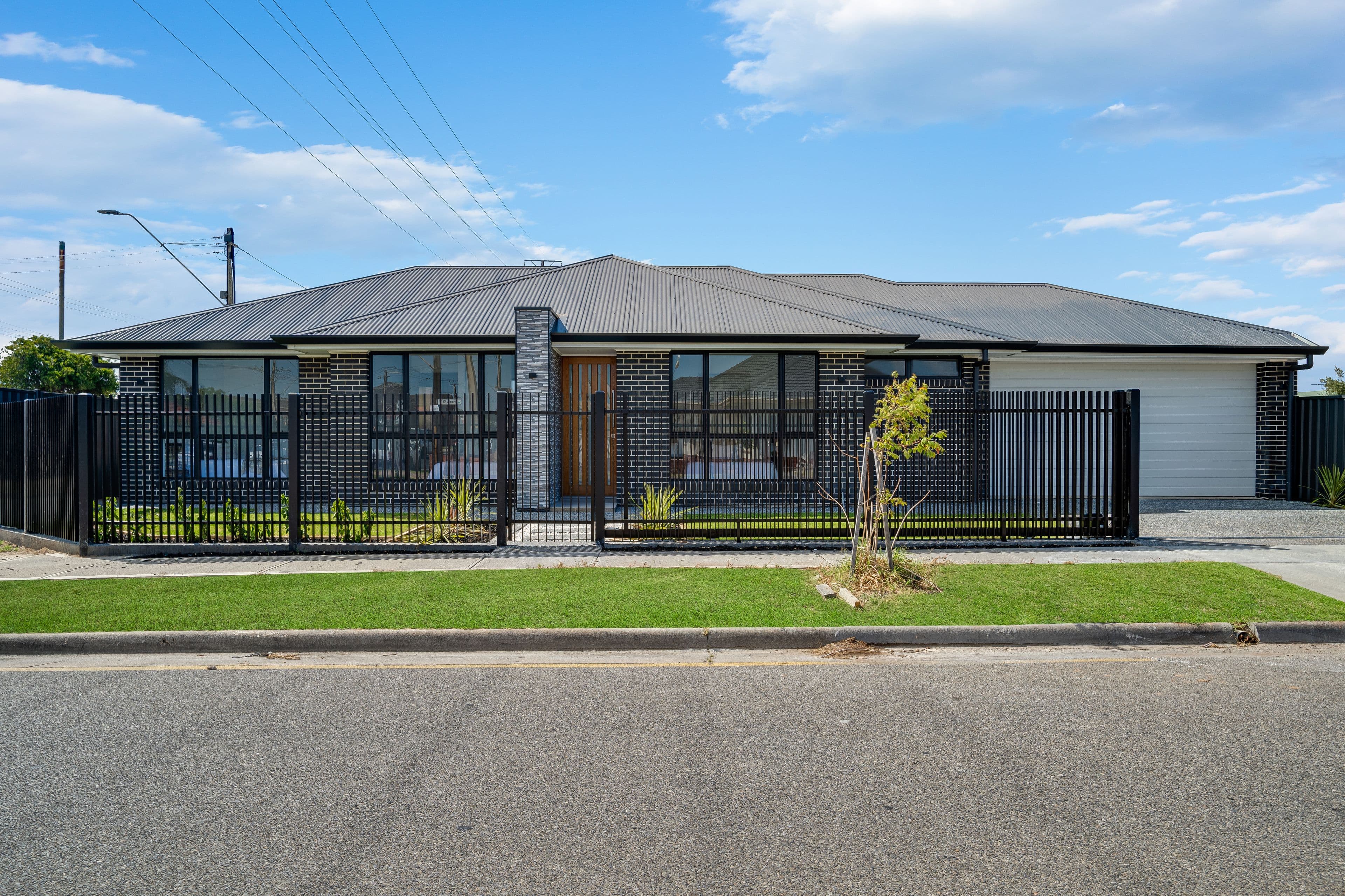 1a Minns Street West, Seaton SA 5023, Seaton - Thumbnail 2