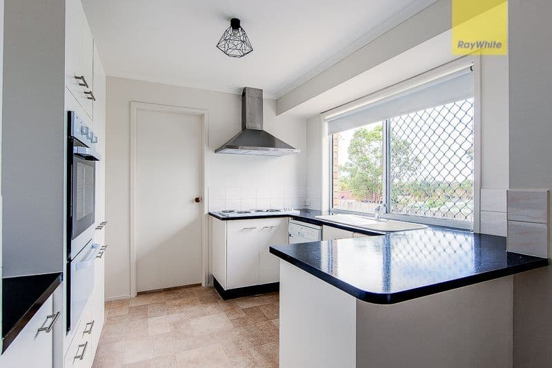 1 Bou Court, Edens Landing QLD 4207, Edens Landing - Thumbnail 5