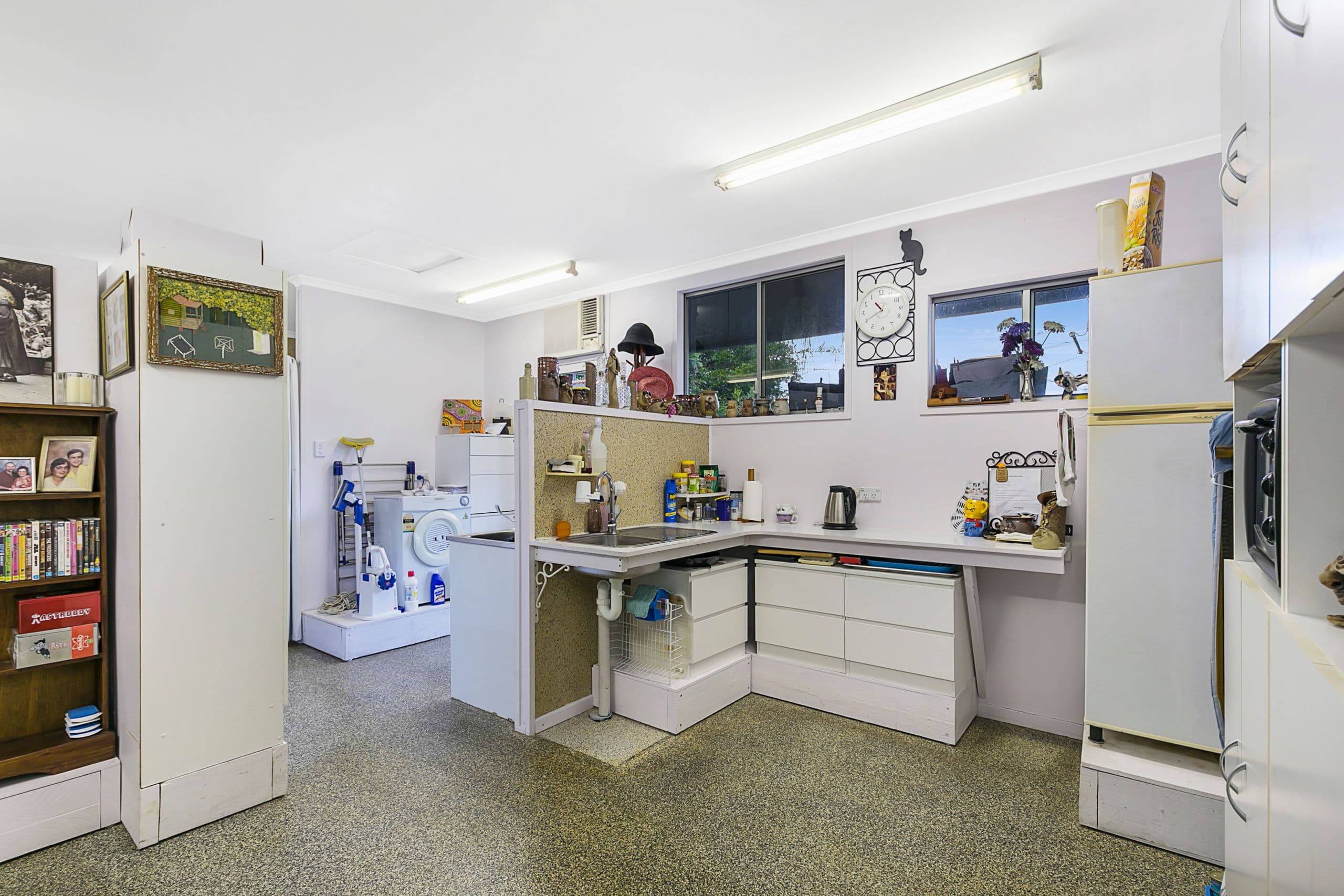 397 Old Cleveland Road East, Birkdale QLD 4159, Birkdale - Thumbnail 2