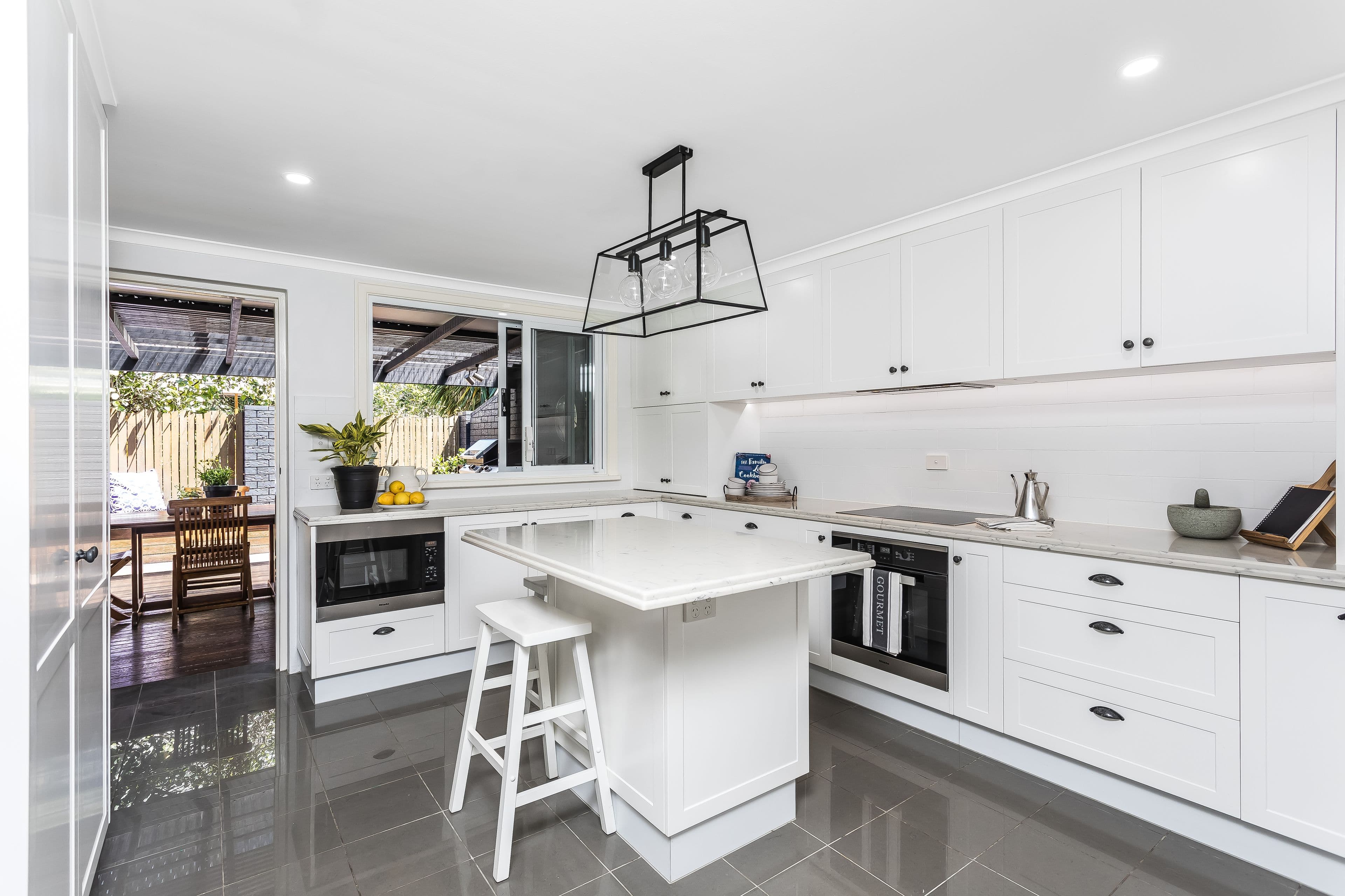 42 Roseby Avenue, Clayfield QLD 4011, Clayfield - Thumbnail 2