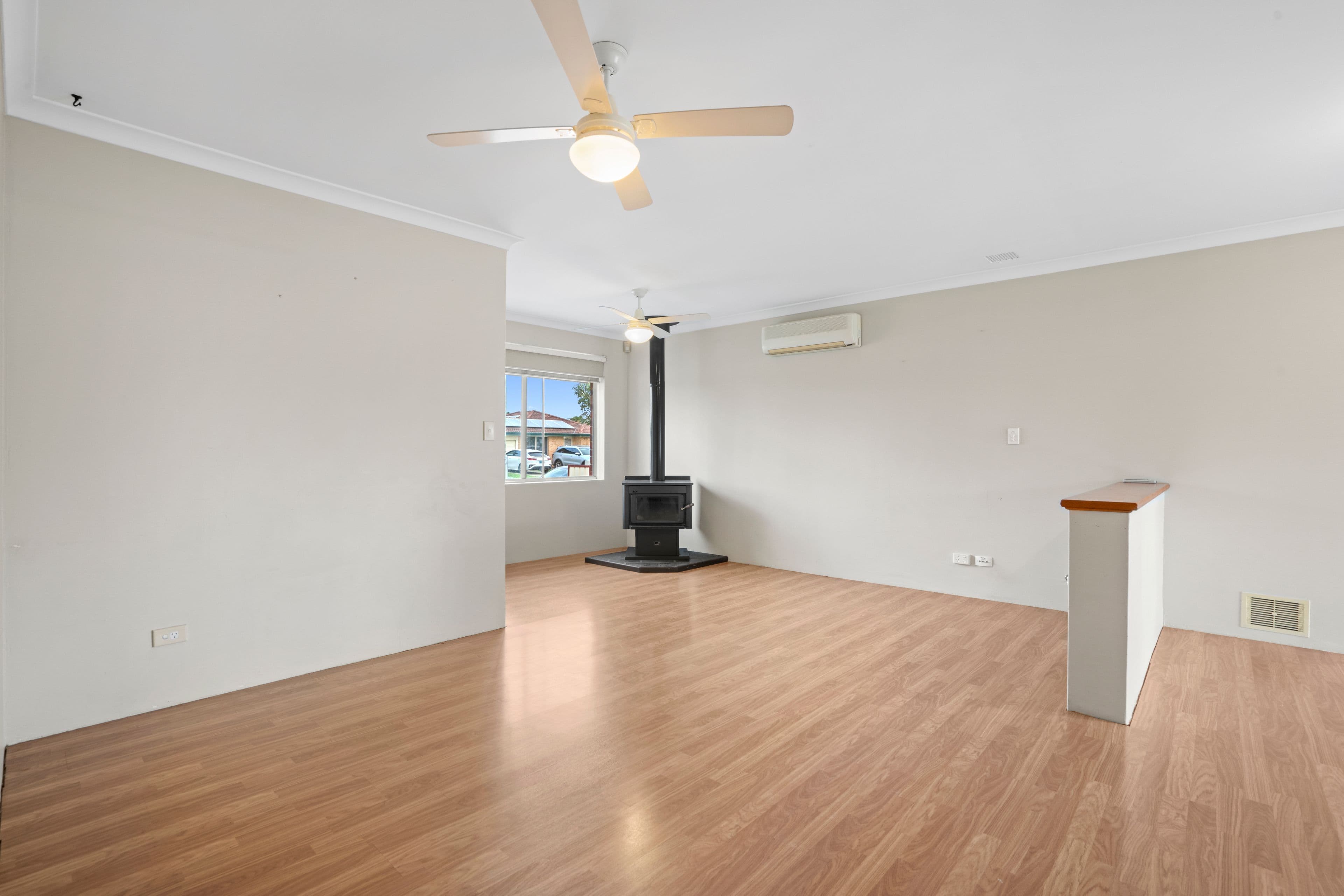 10 Carakine Grove, Thornlie WA 6108, Thornlie - Thumbnail 5