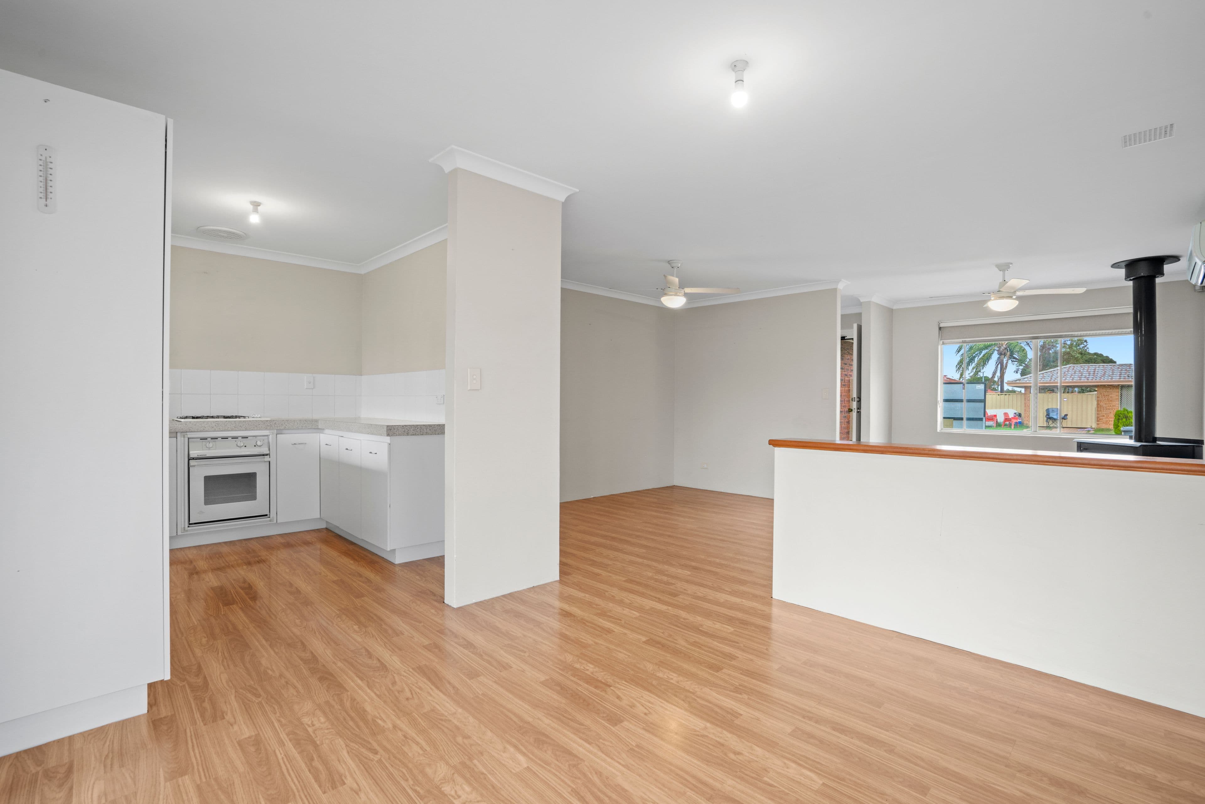 10 Carakine Grove, Thornlie WA 6108, Thornlie - Thumbnail 6