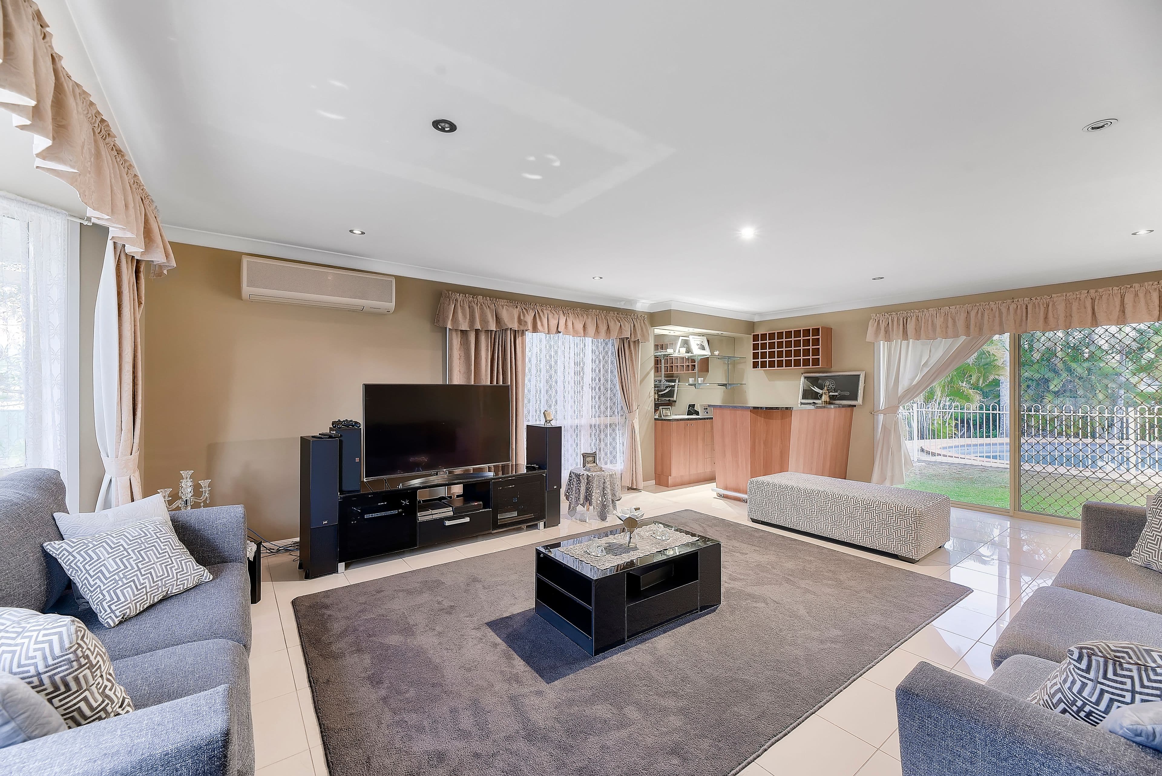 17 Carnation Crescent, Calamvale QLD 4116, Calamvale - Thumbnail 5