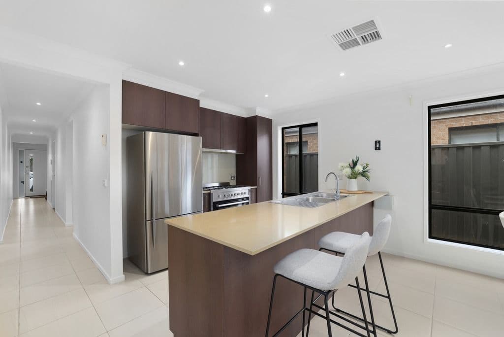 15 Bindarri Road, MANOR LAKES VIC 3024, Manor Lakes - Thumbnail 6