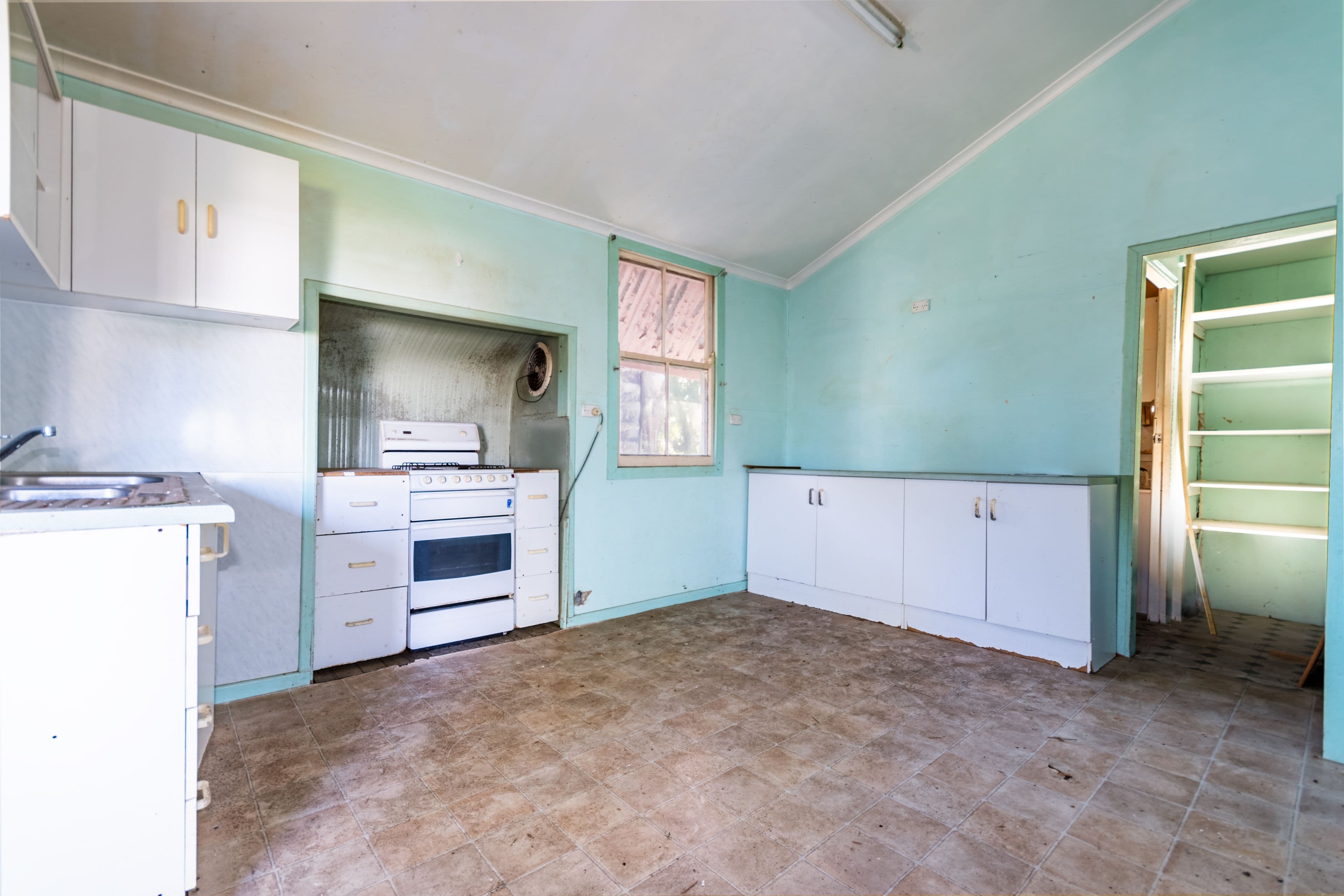 274 Flinders Parade, Sandgate QLD 4017, Sandgate - Thumbnail 3
