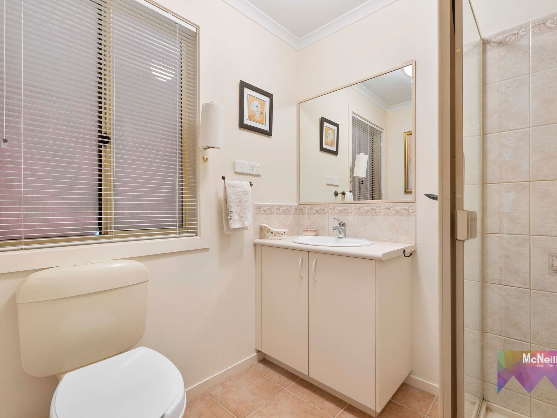 38 Waltham Drive, MORNINGTON, Mornington - Thumbnail 7