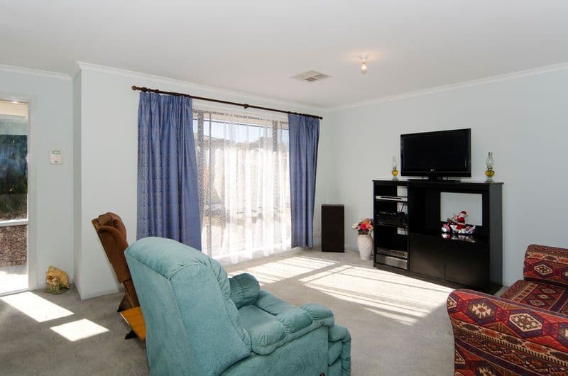 9 Mansfield Street, NOARLUNGA DOWNS SA 5168, Noarlunga Downs - Thumbnail 3