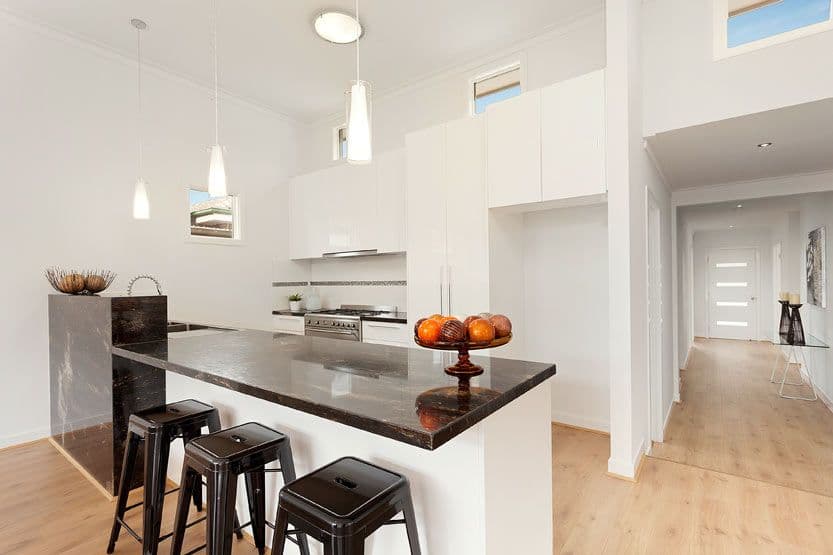 220 Collins Street, THORNBURY VIC 3071, Thornbury - Image 1