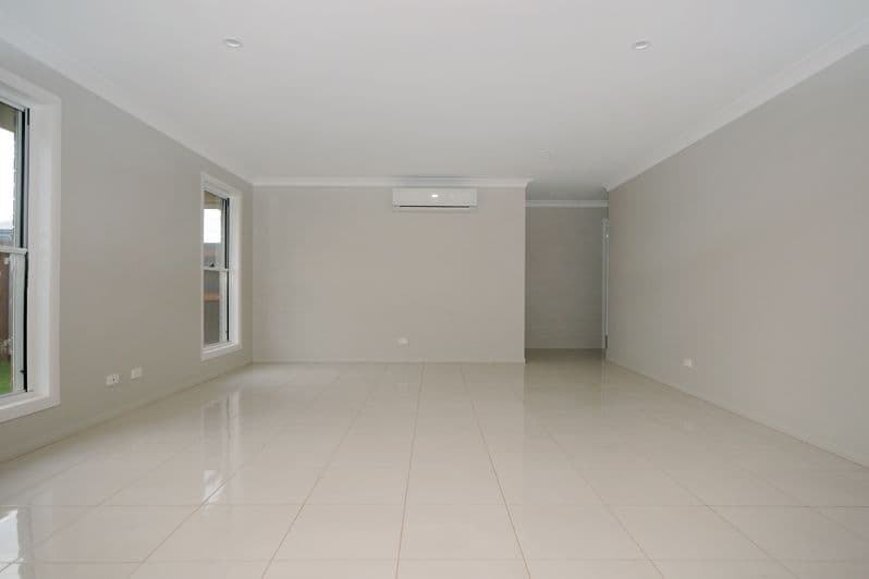 10 Gillmeister Street, Highfields QLD 4352, Highfields - Thumbnail 6