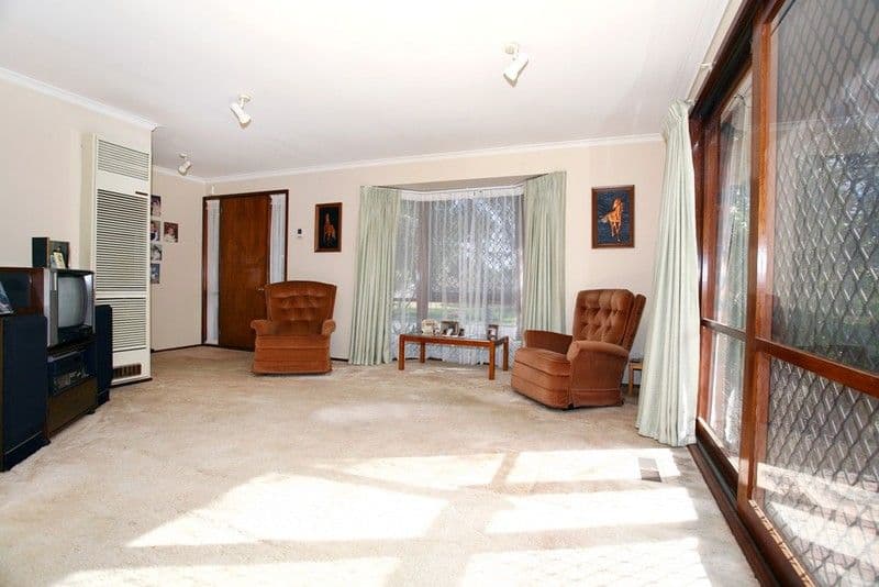 22 EDITH Avenue, CROYDON VIC 3136, Croydon - Thumbnail 5