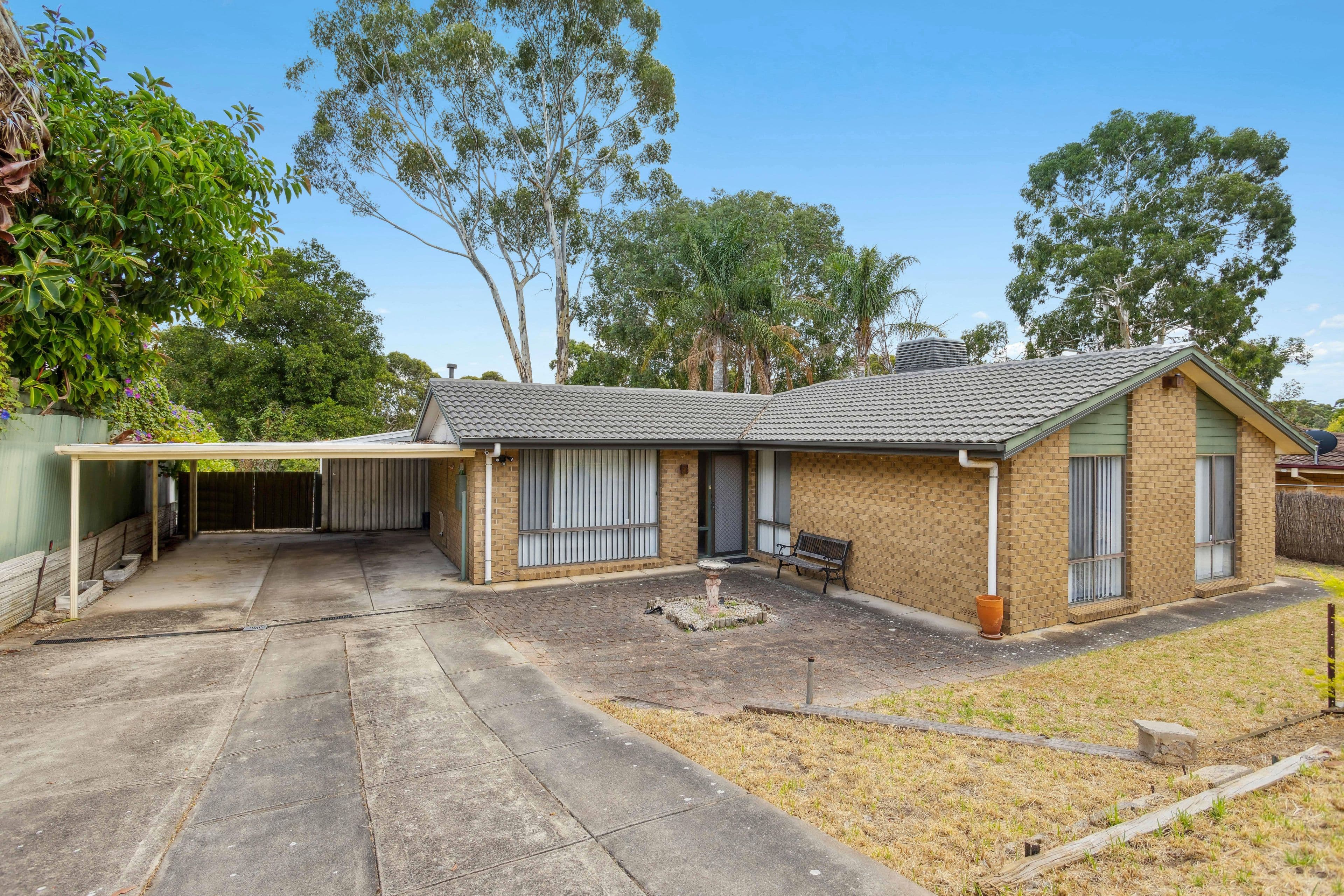 19 Spruce Avenue, Aberfoyle Park SA 5159, Aberfoyle Park - Image 1