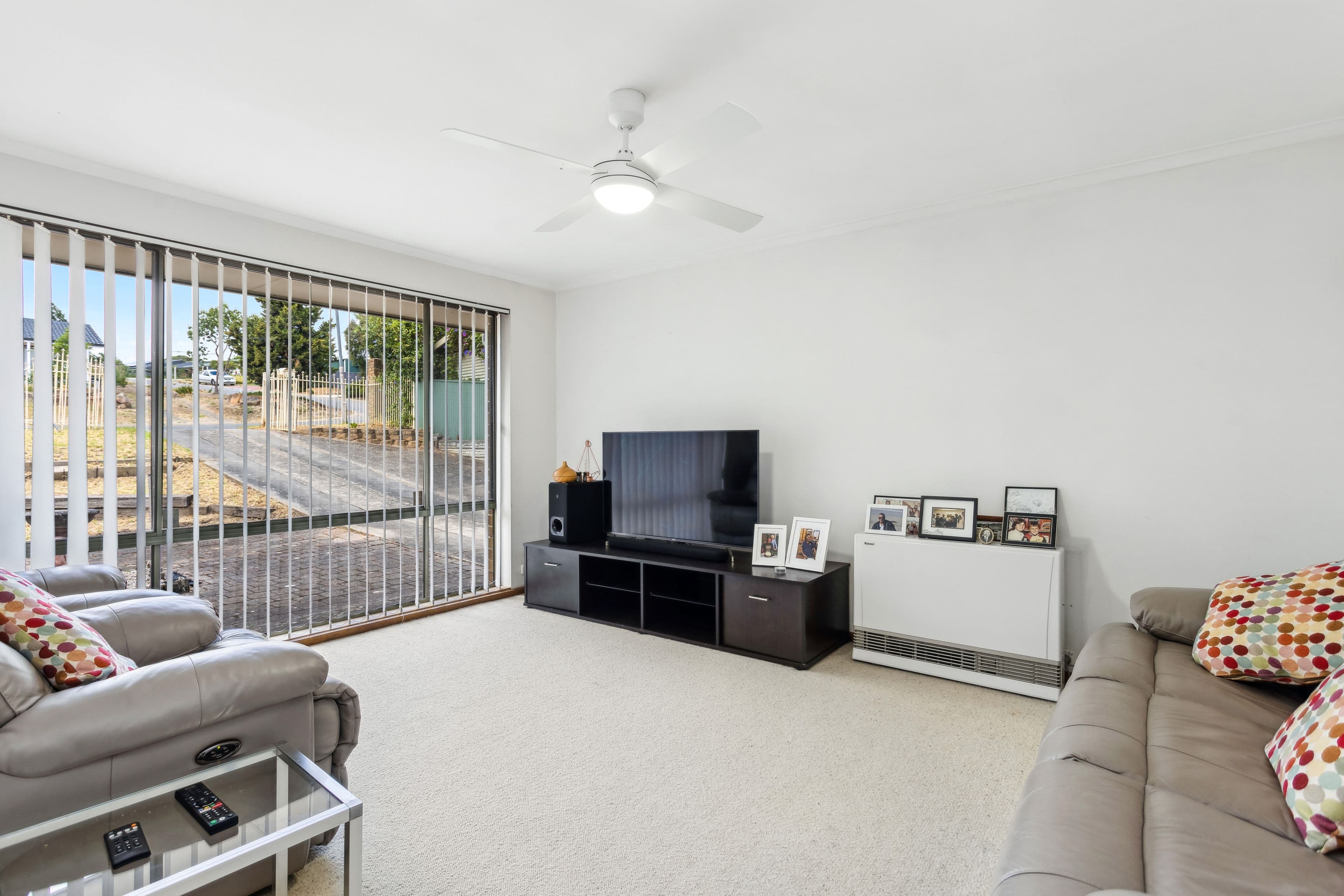 19 Spruce Avenue, Aberfoyle Park SA 5159, Aberfoyle Park - Thumbnail 2