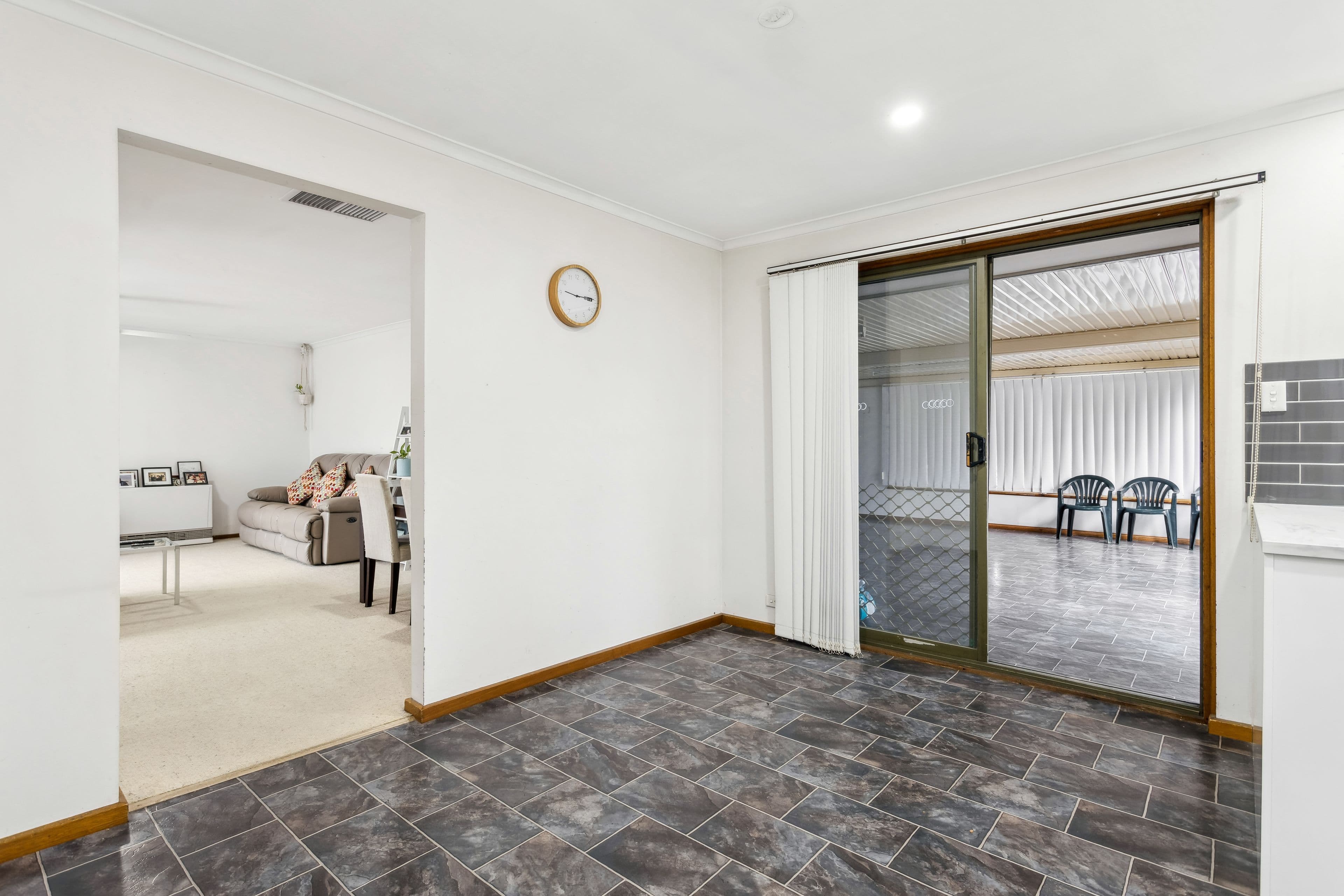 19 Spruce Avenue, Aberfoyle Park SA 5159, Aberfoyle Park - Thumbnail 6