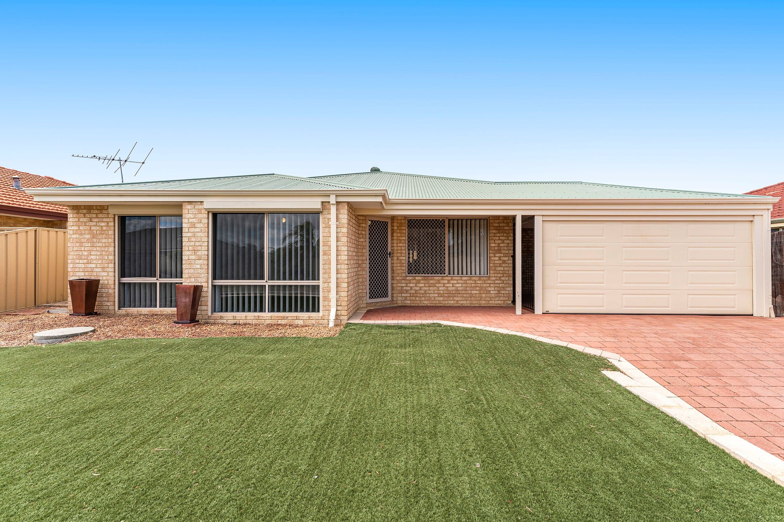 32 Sarah Ann Crescent, Warnbro WA 6169, Warnbro - Thumbnail 3