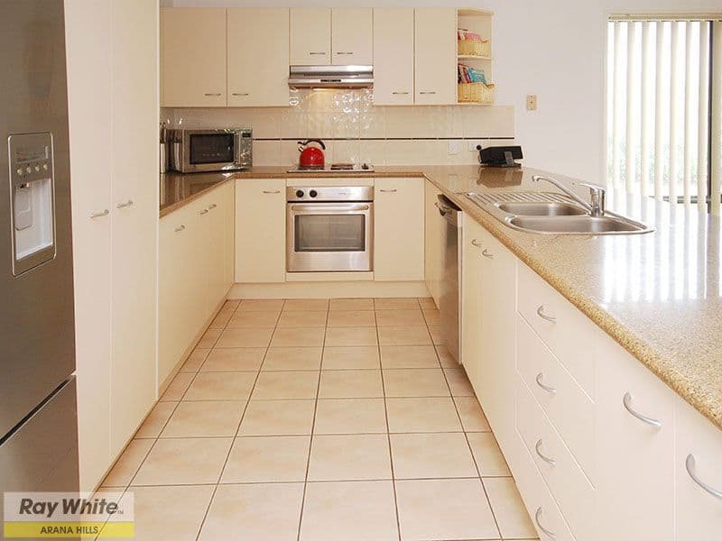 15  Eucalypt Place, BRACKEN RIDGE QLD 4017, Bracken Ridge - Thumbnail 4